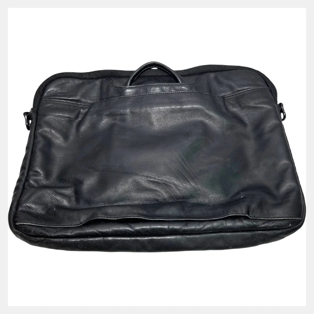 Tumi professional black